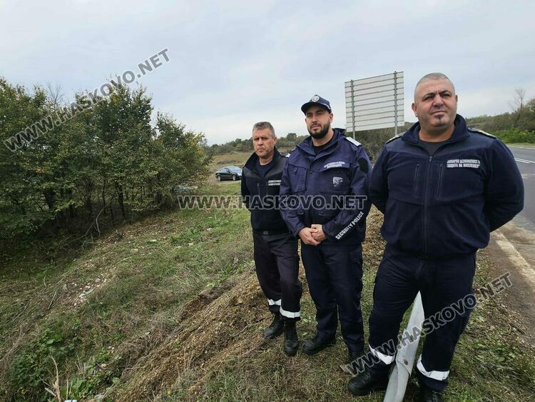 Полицай и двама пожарникари са сред първите, спасявали 14-те пътници от катастрофиралия автобус