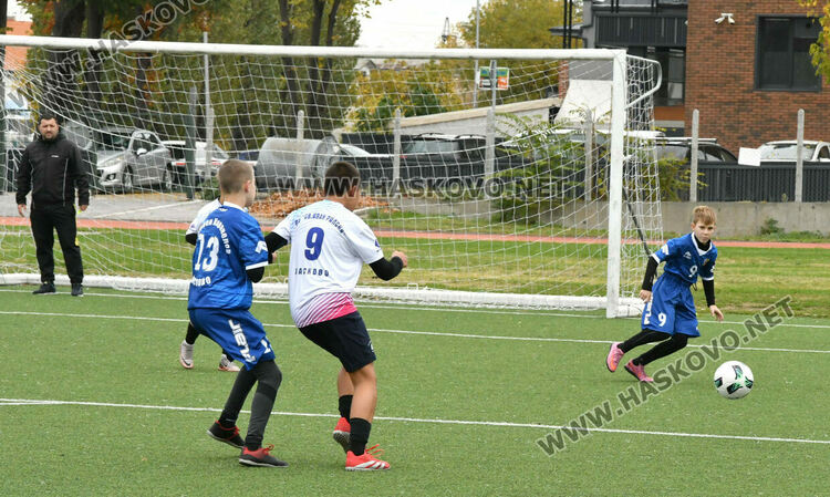 Ударно начало на ученическите игри по футбол