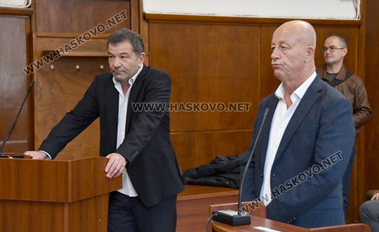 Адвокат Димитър Георгиев и кметът Мюмюн Искендер