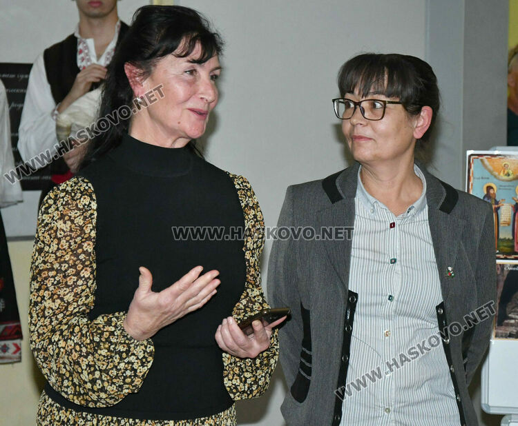 Ученици от ПМГ пресъздадоха борбата за светско образование в открит урок по родолюбие 