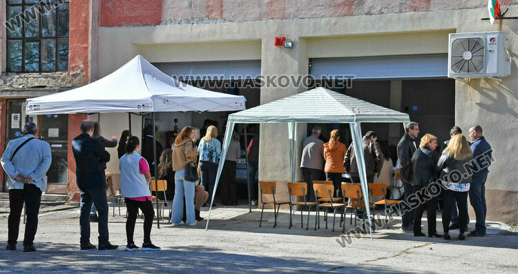 ПГТАТ „Н. Й. Вапцаров“ – Хасково: Иновативни практики, европейски опит и STEM бъдеще