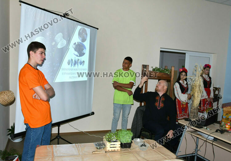 ПГТАТ „Н. Й. Вапцаров“ – Хасково: Иновативни практики, европейски опит и STEM бъдеще