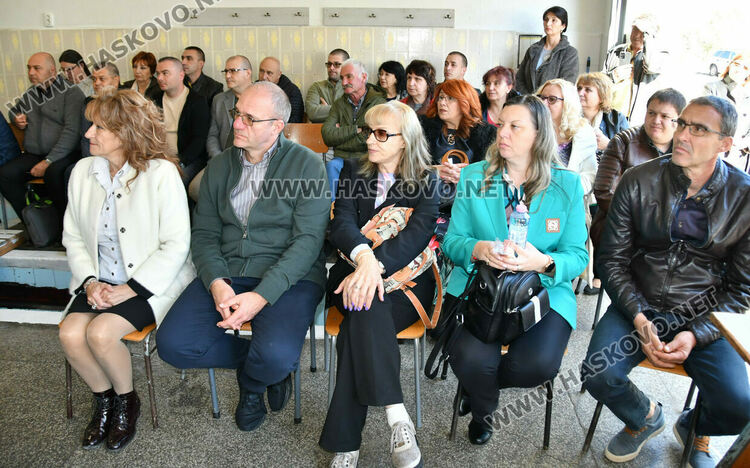 ПГТАТ „Н. Й. Вапцаров“ – Хасково: Иновативни практики, европейски опит и STEM бъдеще