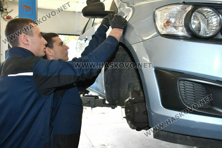 ПГТАТ „Н. Й. Вапцаров“ – Хасково: Иновативни практики, европейски опит и STEM бъдеще