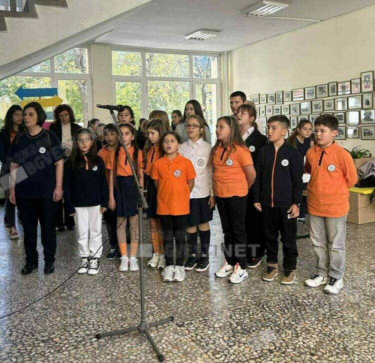 Паисиевци отбелязаха тържествено Деня на народните будители