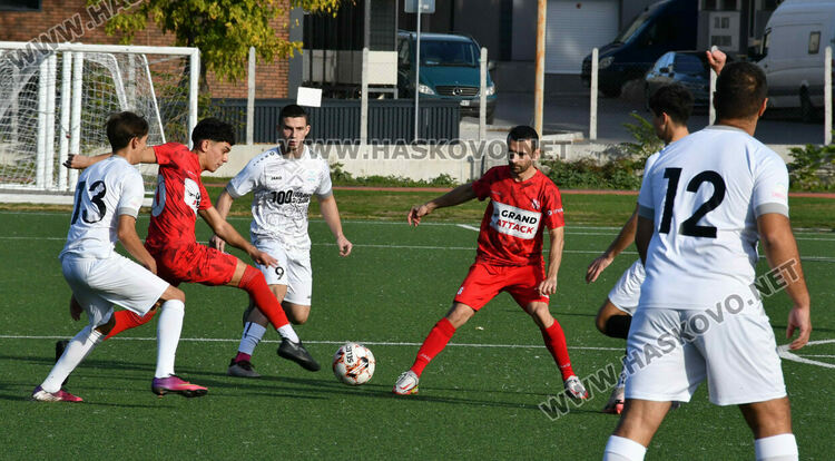 ФК „Хасково“ отказа „Раковски“ само за едно полувреме