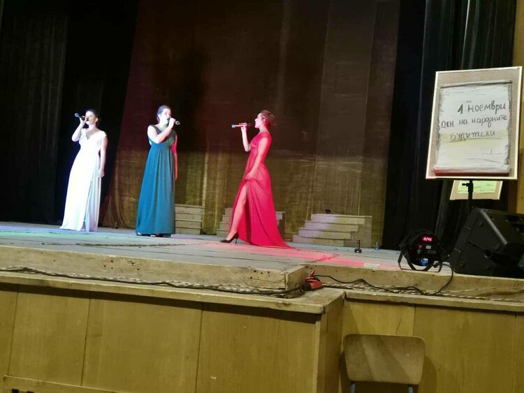 Благотворителен концерт „Будителите днес“ в Девин събра  близо 2500 лева за каузата на Ивена