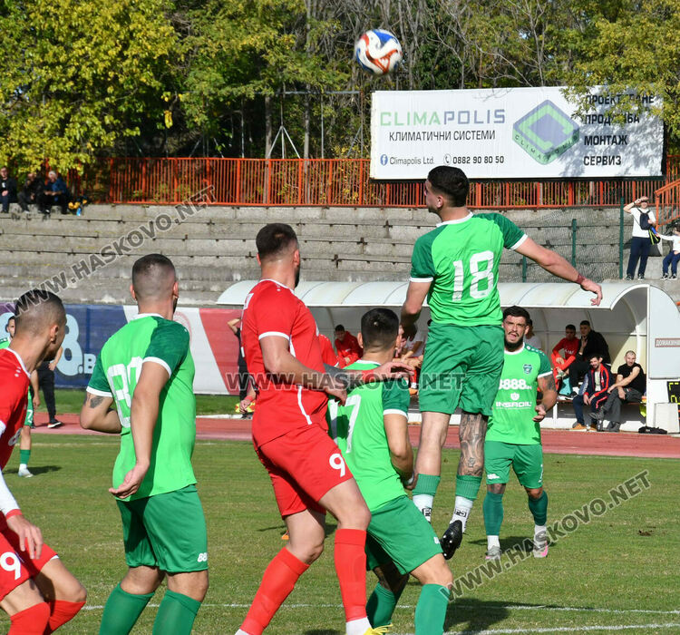 ОФК „Хасково“ мина безпроблемно през „Секирово“