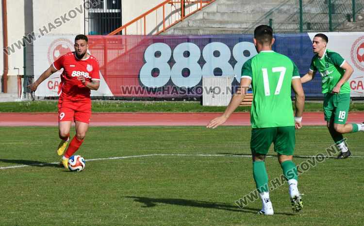 ОФК „Хасково“ мина безпроблемно през „Секирово“