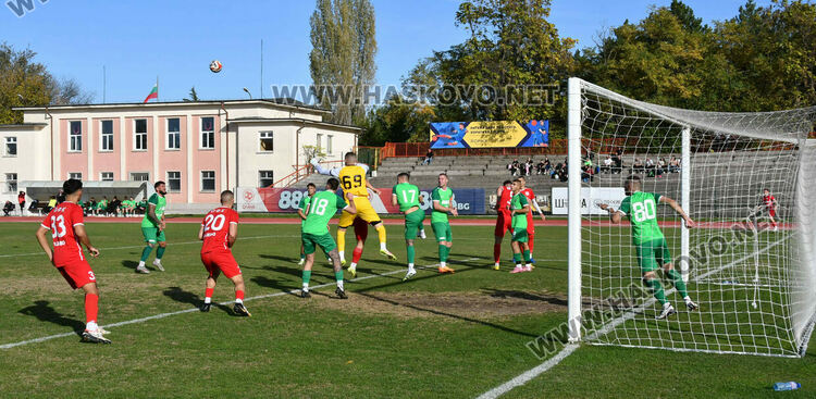 ОФК „Хасково“ мина безпроблемно през „Секирово“