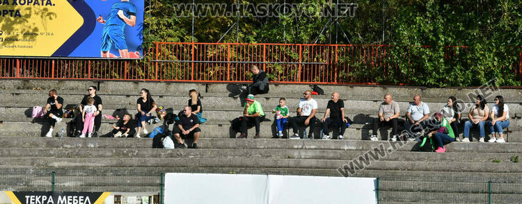 ОФК „Хасково“ мина безпроблемно през „Секирово“