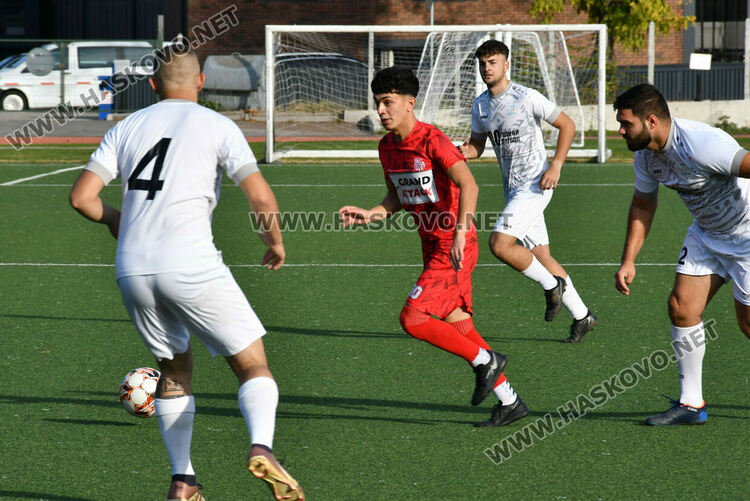 ФК „Хасково“ отказа „Раковски“ само за едно полувреме