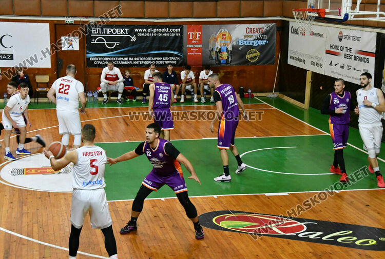 „Хасково“ с втора поредна загуба след поражение от „Политехника“