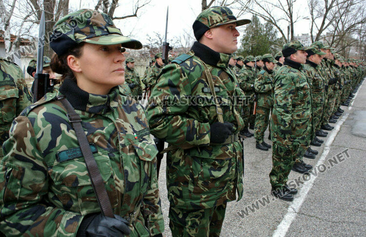 В изнесен офис в Хасково военните ще представят възможностите за служба