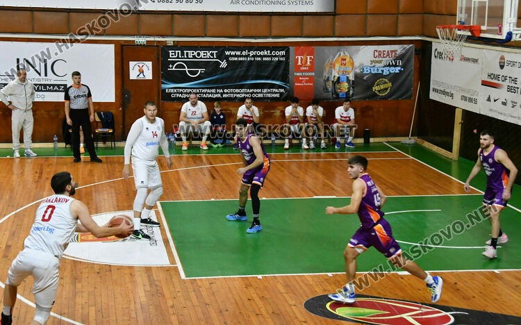 „Хасково“ с втора поредна загуба след поражение от „Политехника“