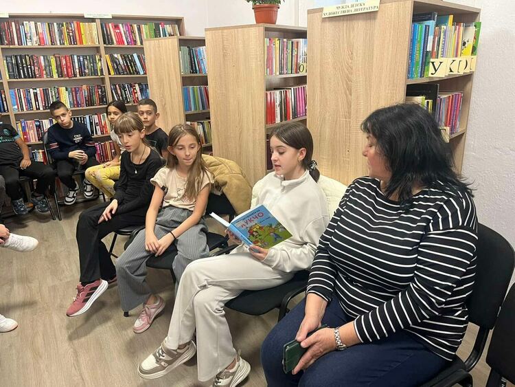 Ученици от Смолян почетоха 105 години от рождението на Джани Родари с образователен урок