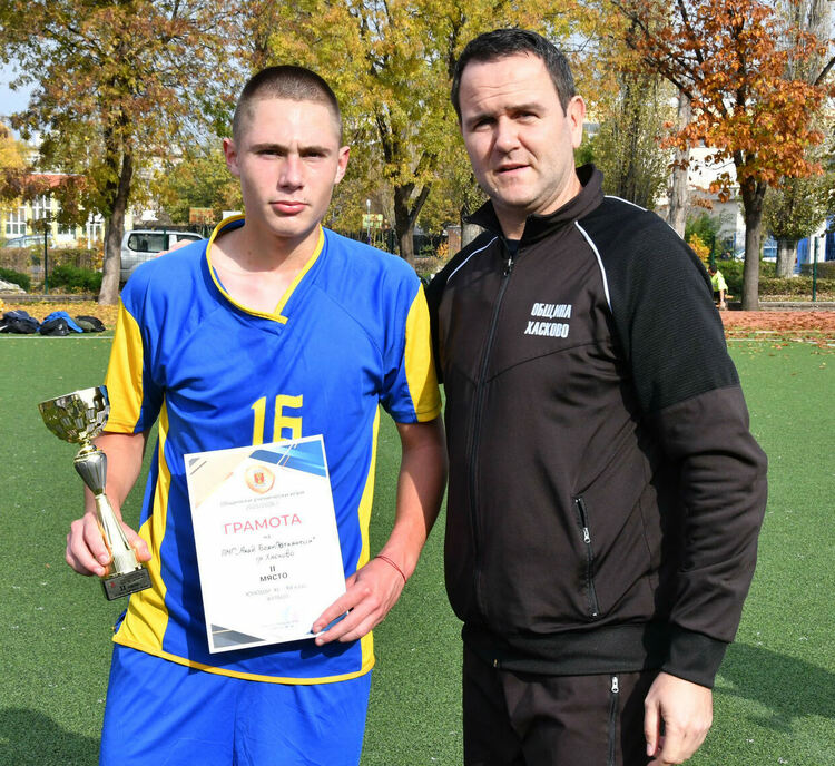 Станаха ясни шампионите на ученическите игри по футбол в Хасково