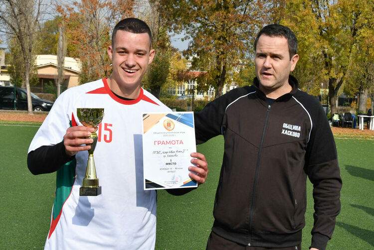 Станаха ясни шампионите на ученическите игри по футбол в Хасково