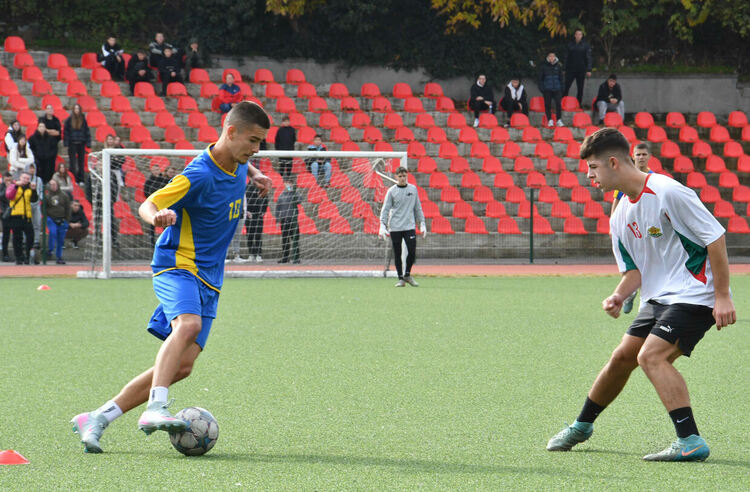 Станаха ясни шампионите на ученическите игри по футбол в Хасково