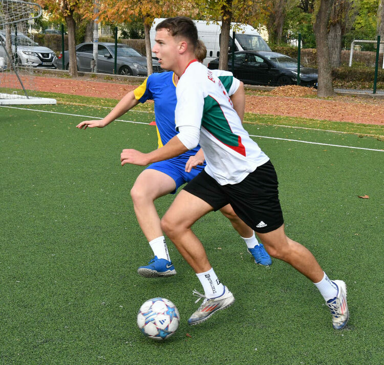 Станаха ясни шампионите на ученическите игри по футбол в Хасково