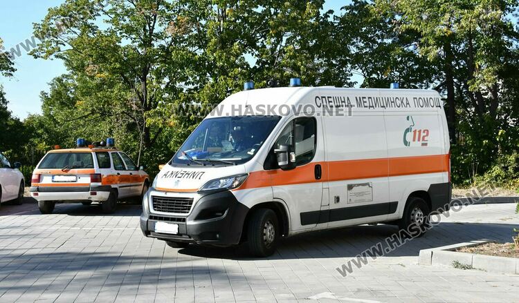 66-годишен мъж почина след удар от линейка в Симеоновград