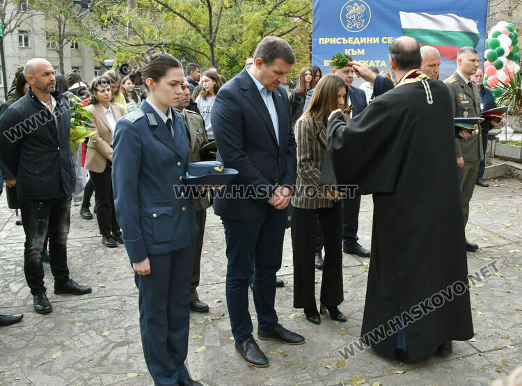 Военните откриха нов изнесен офис за набиране на кандидати за служба в Хасково