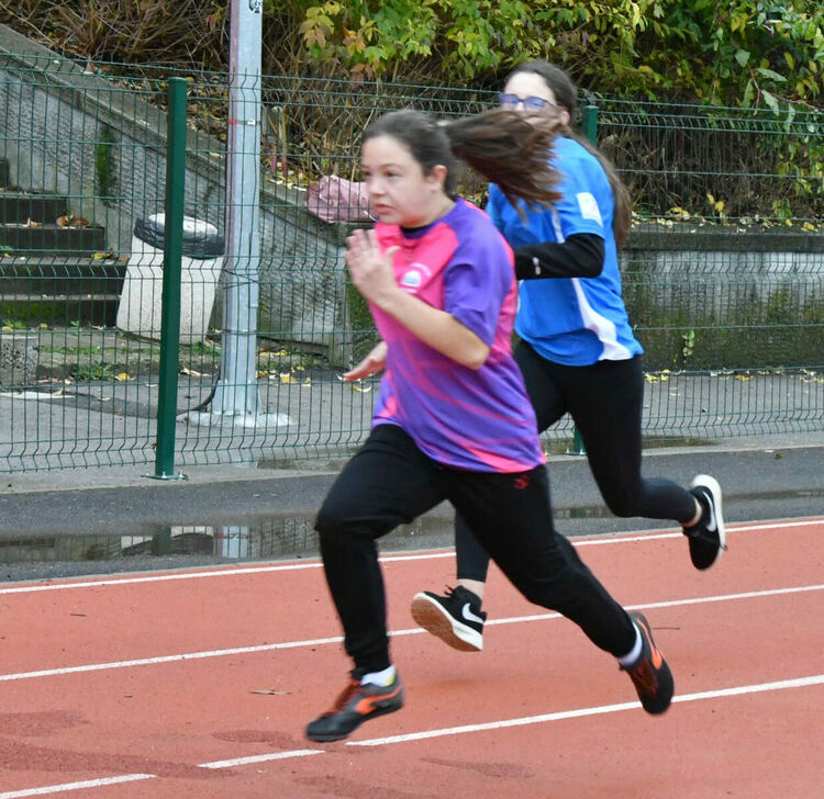 Ясни са два от шампионските отбори на ученическите игри по лека атлетика 