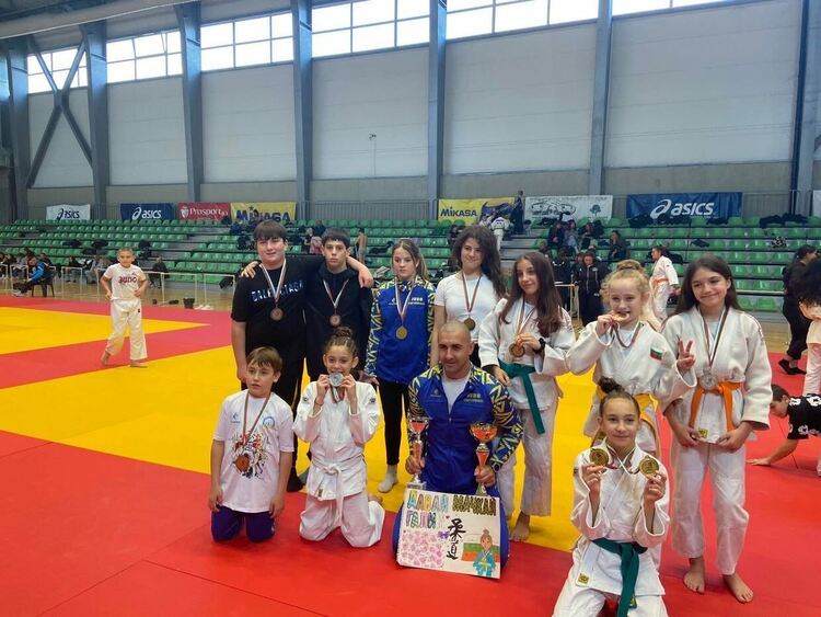 Нови успехи за димитровградските джудисти 