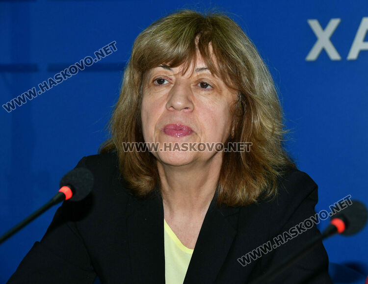 Елена Нонева