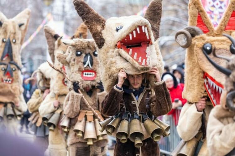 През януари 2026 година Перник отново ще бъде столицата на маскарадната култура в Европа