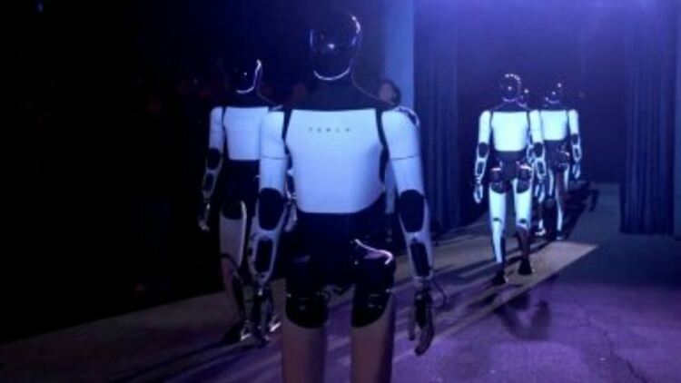 Тайна лаборатория на Илон Мъск събира данни за всяко човешко движение