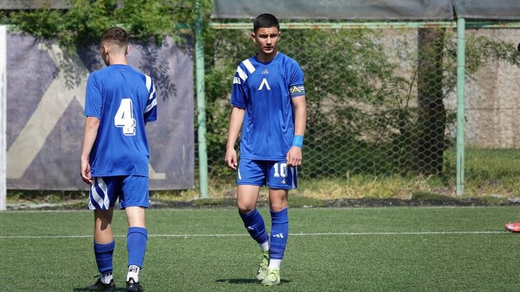 Снимки: levskiacademy.com