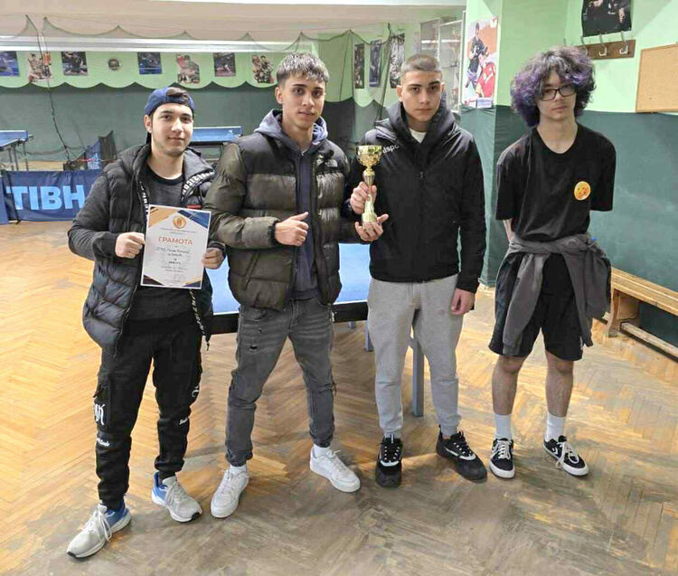 Определиха шампионите по тенис на маса на ученическите игри в Хасково