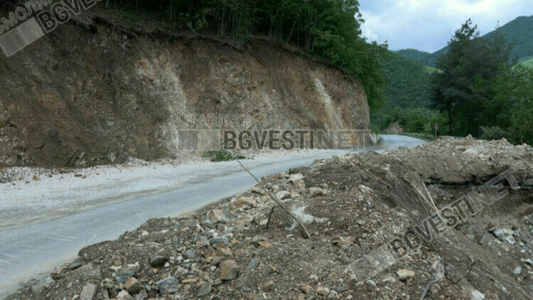 От 10 ноември се възстановява движението по пътя Михалково - Кричим