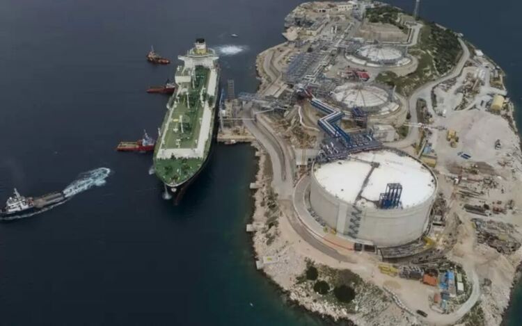 Гърция подписа със САЩ за доставки на втечнен газ за 20 г.