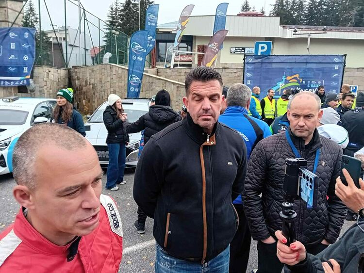 Организатори и състезатели с остра реакция за отмененото в поседия моент Рали "Пампорово"