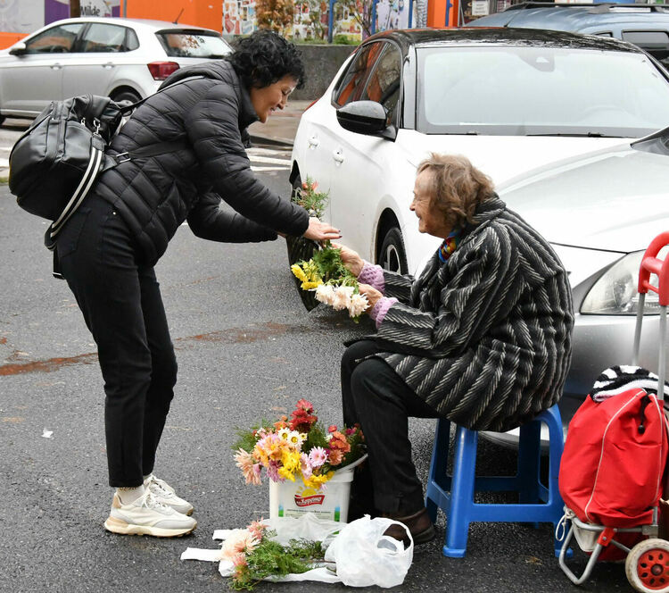 Богомолци изпълниха едноимената църква на Архангеловден в Хасково