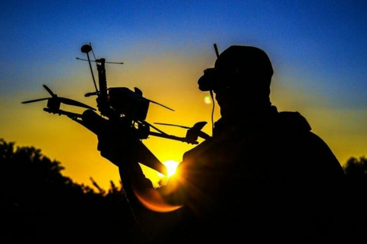 Украинска атака с дронове временно спря тока във Воронеж