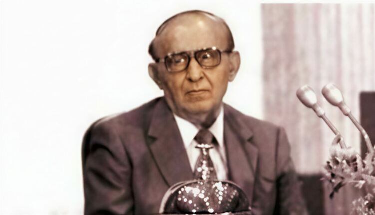 От Тодор Живков до днес: Преходът, който още не е свършил