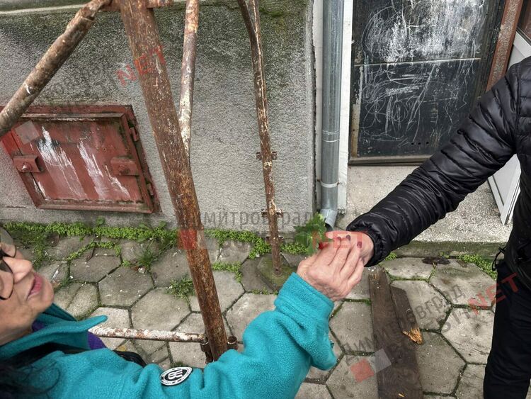 12 блока ще бъдат санирани в Димитровград, направиха първа копка