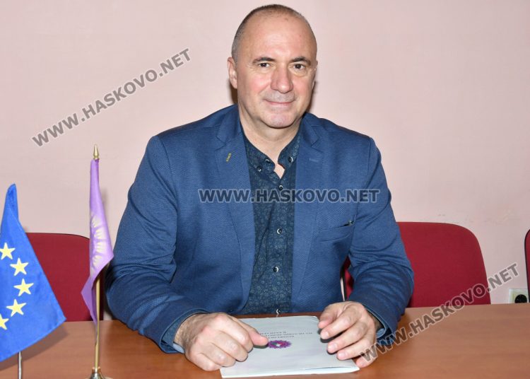 Веселин Тодоров