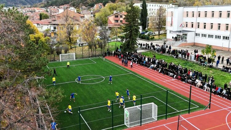 Откриха нова спортна площадка в професионалната гимназия " "Цар Иван Асен II"