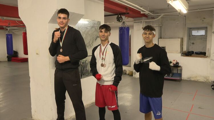 Борис Янков с бронзов медал от шампионата по бокс за юноши