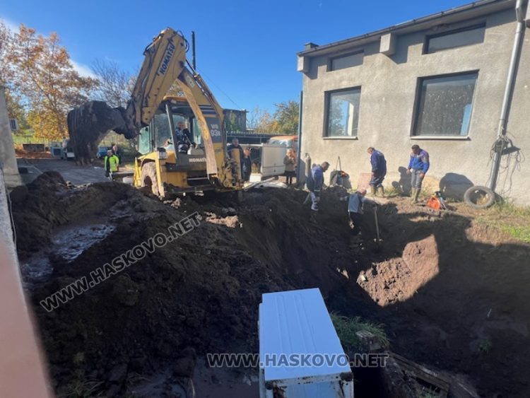 Авария до помпената станция в Ябълково оставя голяма част от Хасково без вода