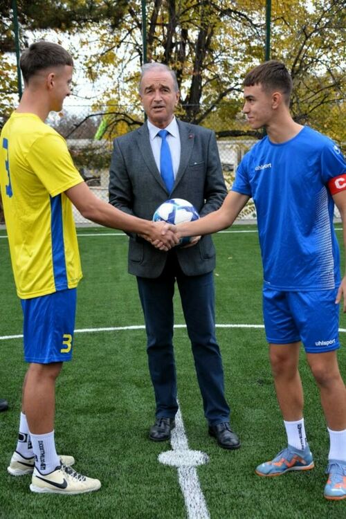 Откриха нова спортна площадка в професионалната гимназия " "Цар Иван Асен II"