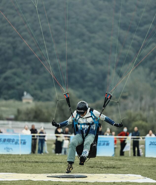 Снимки: Авиоклуб "Хасково" 