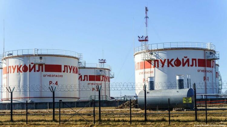 Особеният управител ще държи ключа за сделката с българските активи на „Лукойл“