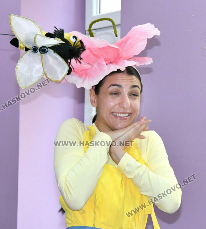 Премиерата на спектакъла за деца „Две калинки“ е в събота в Младежкия център 