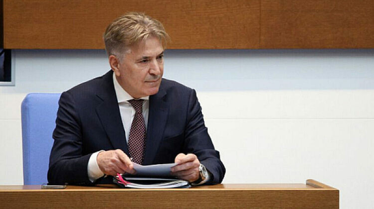 Петко Николов