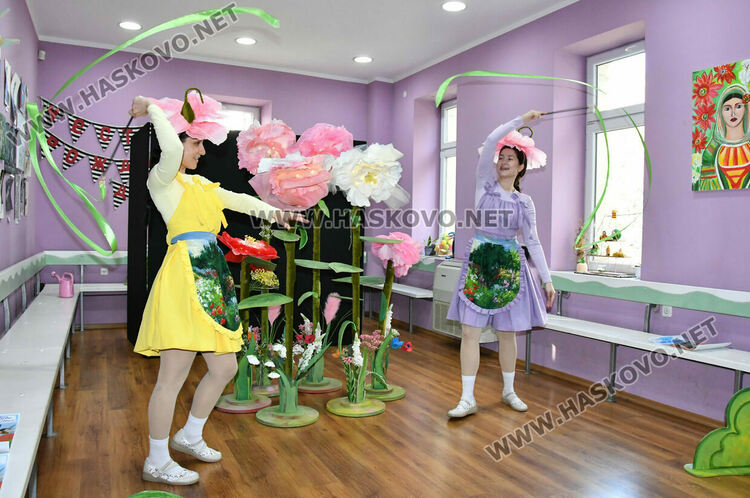 Премиерата на спектакъла за деца „Две калинки“ е в събота в Младежкия център 